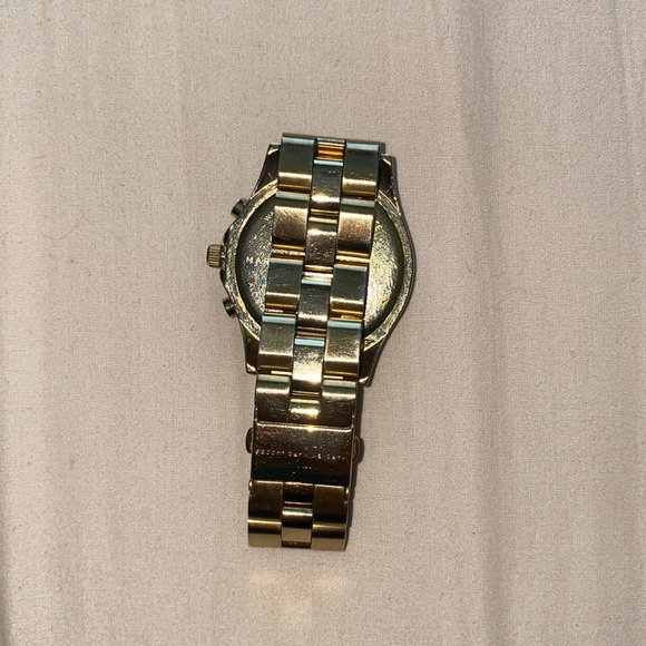 MARC BY MARC JACOBS WOMEN'S WATCH - Picture 5 of 8